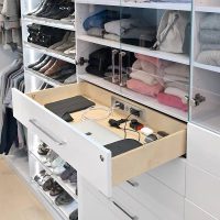 Docking Drawer Blade Duo In-Drawer Outlet with 2 15-Amp AC Outlets, 2 USB-C PD and 4 USB-A Ports, White - Image 4