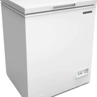 Frigidaire 7.0 Cu. ft. Chest Freezer, EFRF7003, White - Image 2