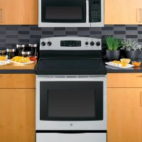 GE JVM3160 1000W Built-In Microwave Hood Combo - 1.6 cu ft - Stainless Steel - Image 2