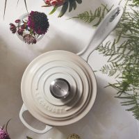 Le Creuset 2.25-Quart Signature Cast Iron Saucepan - Meringue - Image 3
